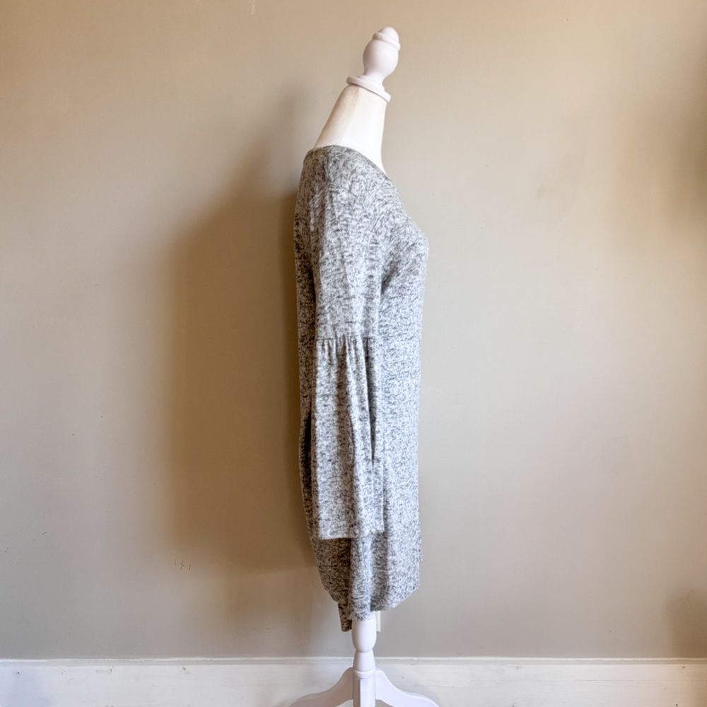 Dalia Gray Long Sleeve‎ Women's Dress Size Medium - Picture 2 of 7